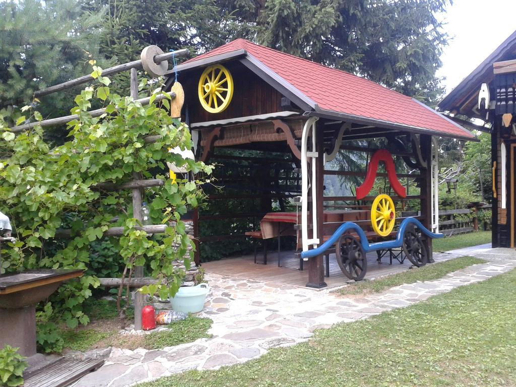 Holiday Home Prdelanca Luče Zimmer foto